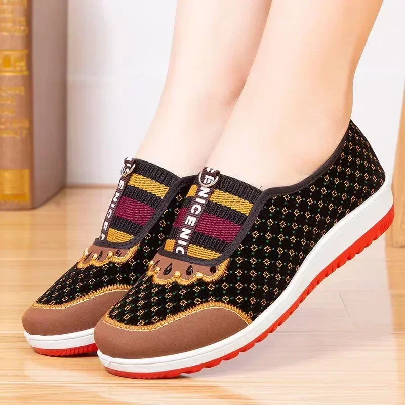 Plus Velvet Warm Flat Shoes Women，Summer Soft Sole Non-slip Women Shoes High Quality Mom Espadrilles Sneakers Shoes for Women 신발