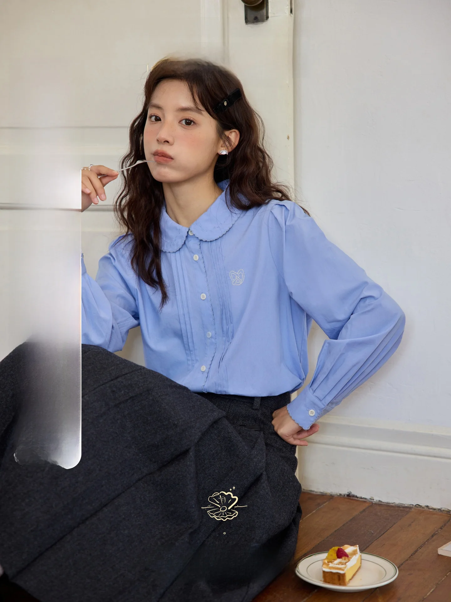 

Nov Et French Sle Embroidered Ruffle Collar Doll irt Loose Fit Cotton Modal Blend Long Sve Age Defng Daily Wear