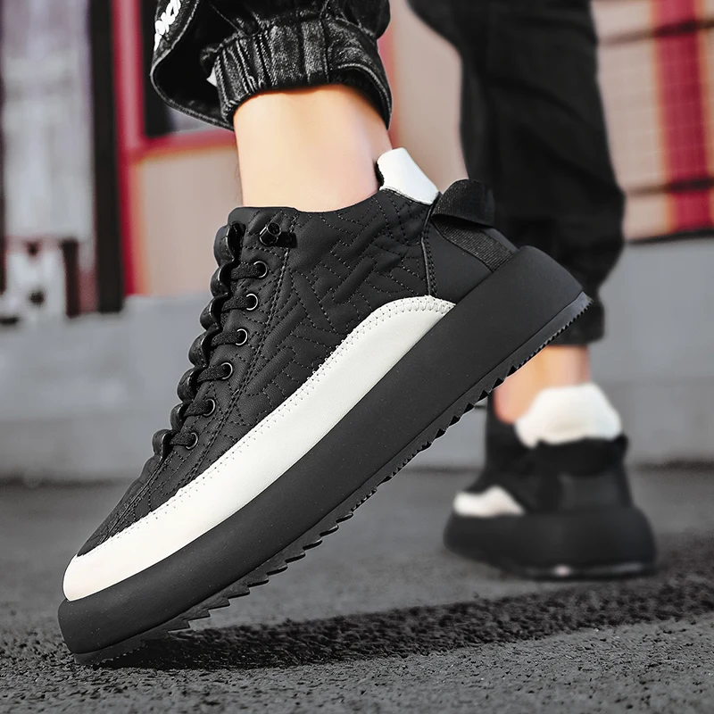 New Men Skateboarding Shoes Retro Espadrilles Platform Sneakers Durable Lace-up Breathable Lightweight Designer Sports Shoes