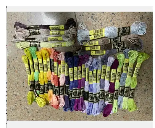 35New D * mc Colors-Hilo de bordar de algodón para punto de cruz, madejas de costura artesanales, dos etiquetas, 1-35 colores