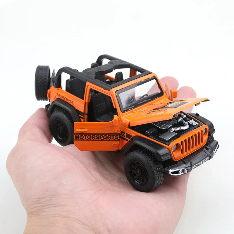 1/36 Convertible Wrangler Off-Road Vehicle, Die-Cast Metal, Boy's Toy, Four Doors Openable, Pull-Back Function