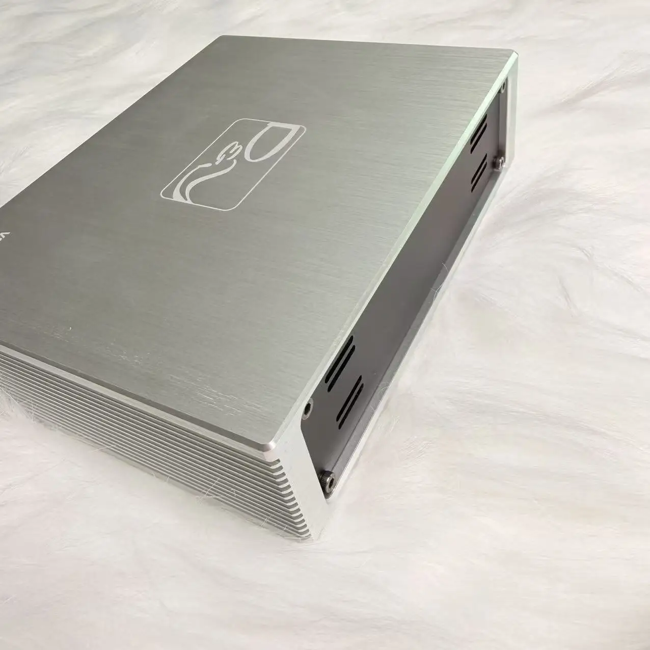 Class D 8L 8000 Watt 2 Channel Car Audio with Professional Design