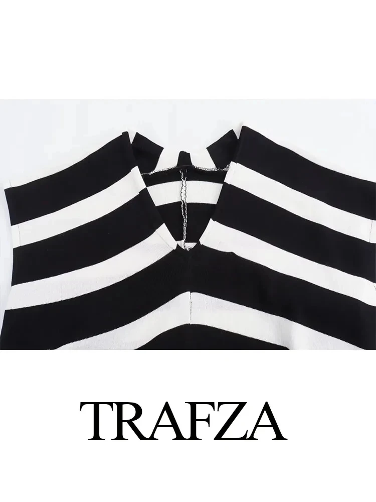 TRAFZA Women Summer 2 Piece Set Stripe Short Sleeves V-Neck Loose Casual Top+Elegant Chic Slim Drawstring High Waist Shorts