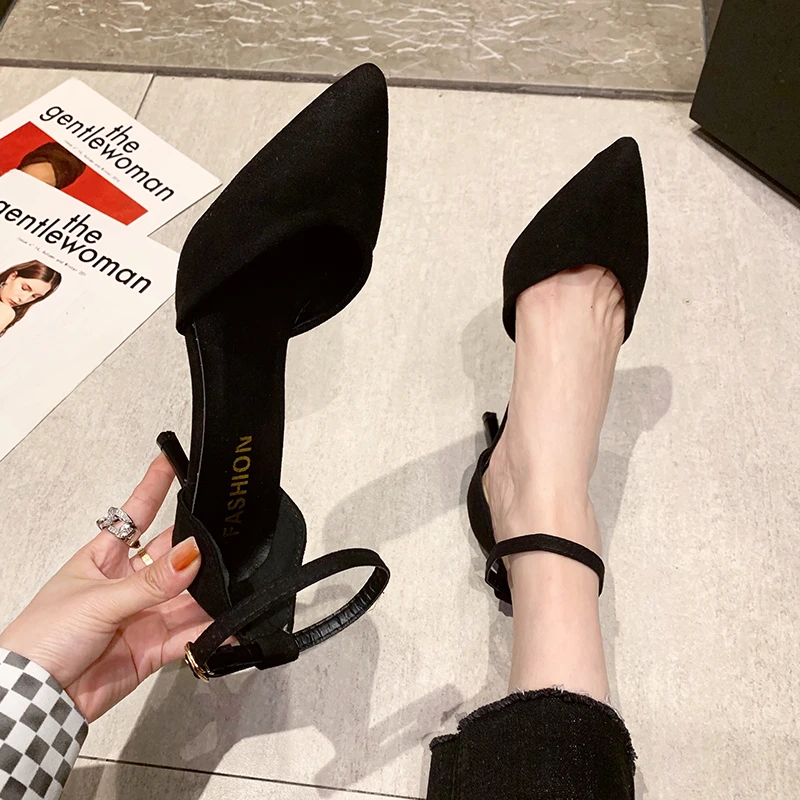 Spring and Autumn High Heel Women 2024 New Versatile Thin Heel Professional L Pointed Black Buckle Strap Single Shoe Women