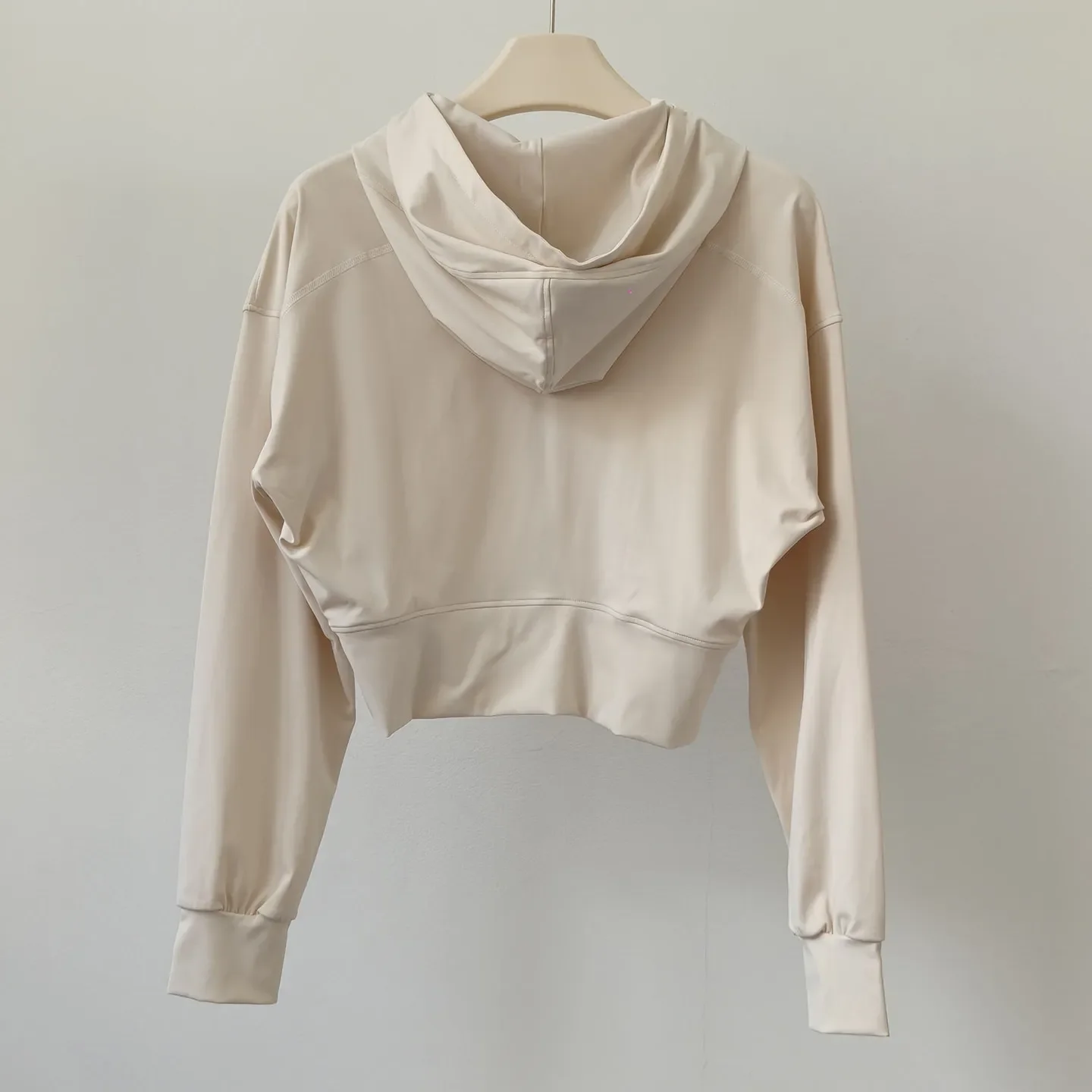 Damen Slim-Fit Langarm-Yoga-Oberteil, Pilates-Trainingsshirt, Kapuzen-Sportjacke für Fitness und Training – Detail 6
