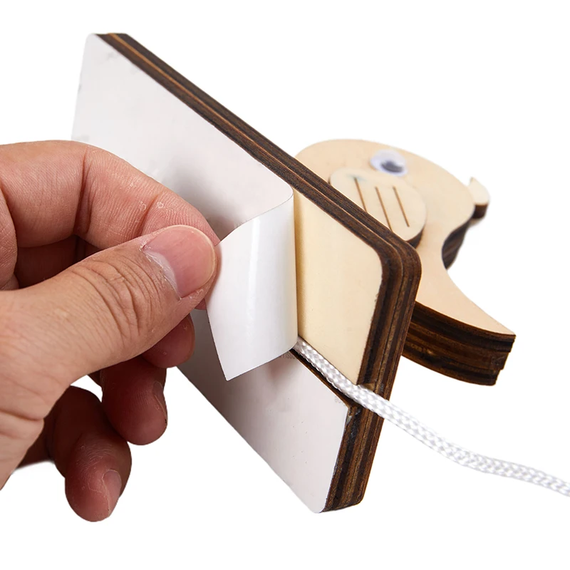 جرس باب خشبي إبداعي مصنوع يدويًا بحبل سحب ، قرع خشبي ، قرع باب عتيق للفصول الدراسية للمنازل