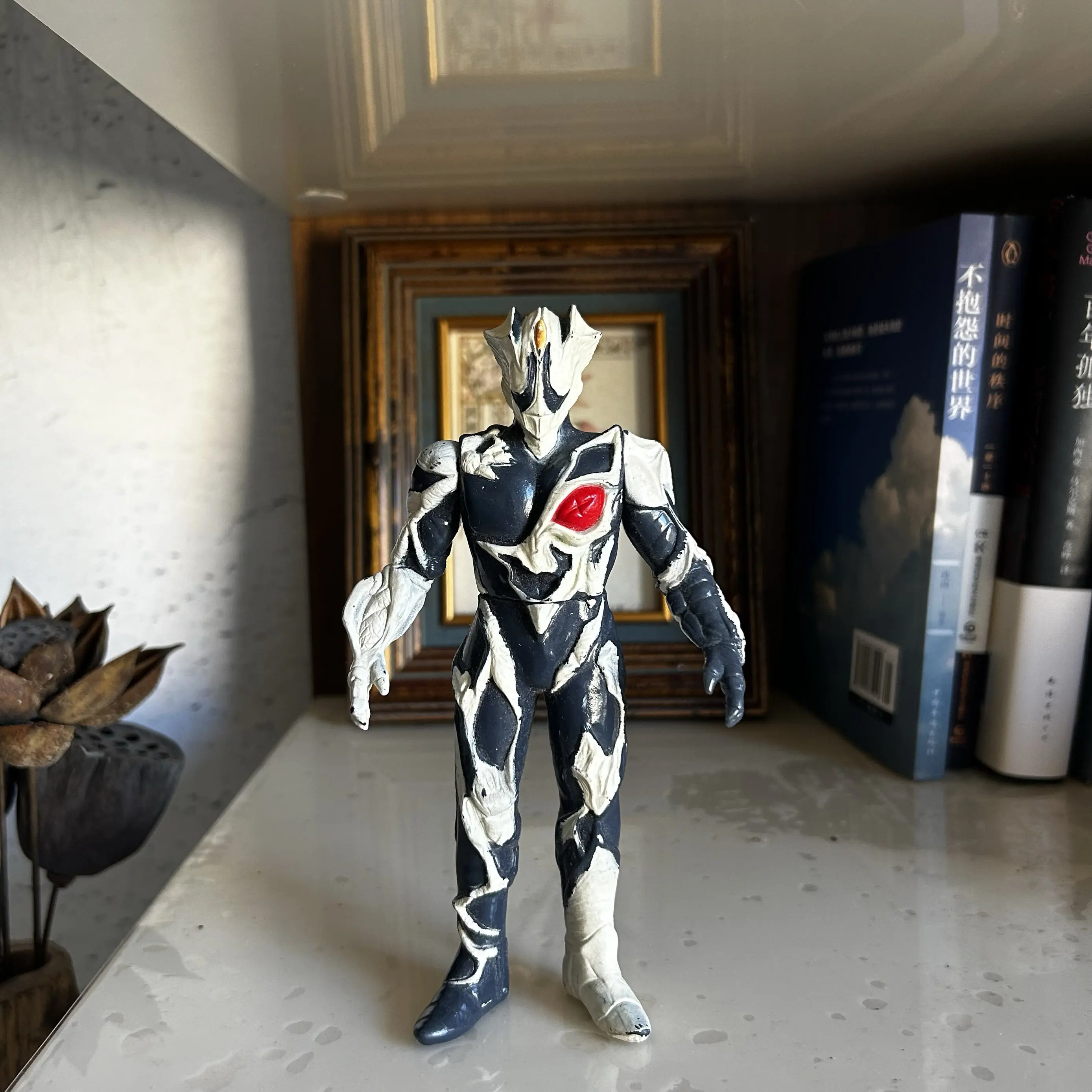 نموذج ألترا مان كايجو وورلد ال - مراجعة Model Kit Ultraman وسعره