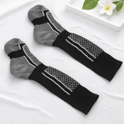 

1Pair Equestrian Socks High Calf Sports Socks Sweat Absorbing Comfortable Fit for Riding Hiking Biking Soccer Long Tube