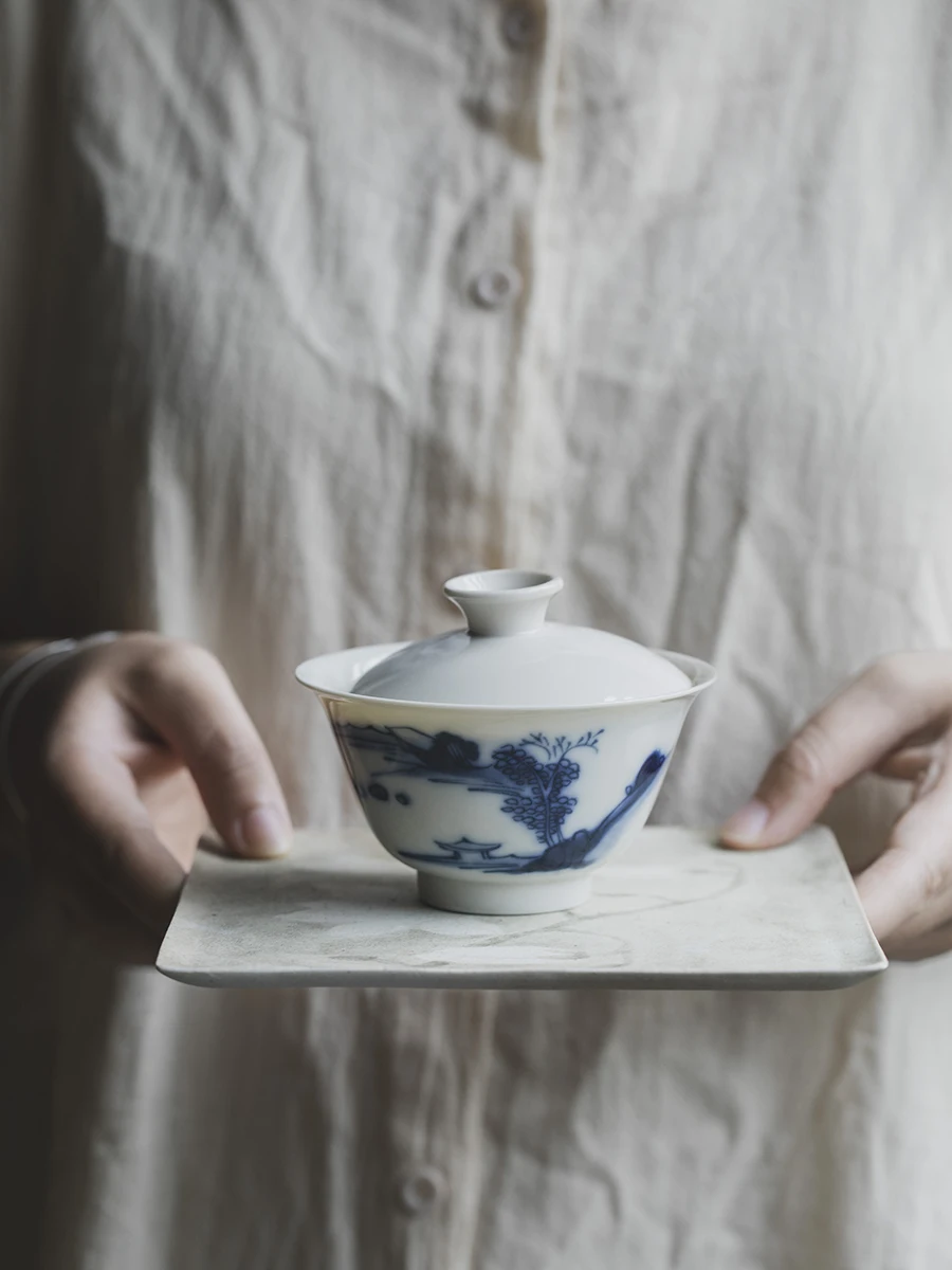 

Premium Single Jingdezhen Ceramic Tea Cup with Lid Blue And White Porcelain Tea Bowl for Home Use High End Retro Style