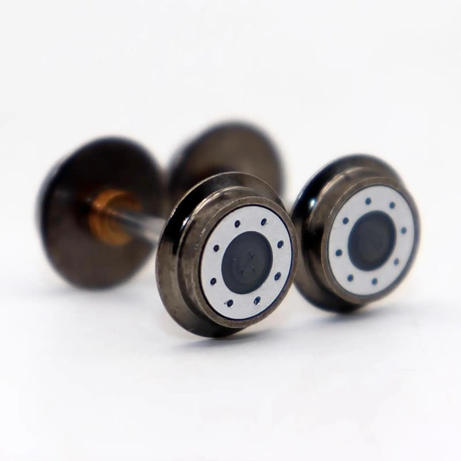 Metal DC Wheels,Hobby Train Accessory,High Strength Replacing DIY Modified Metal Wheels Spare Parts for 1:87 Model Train