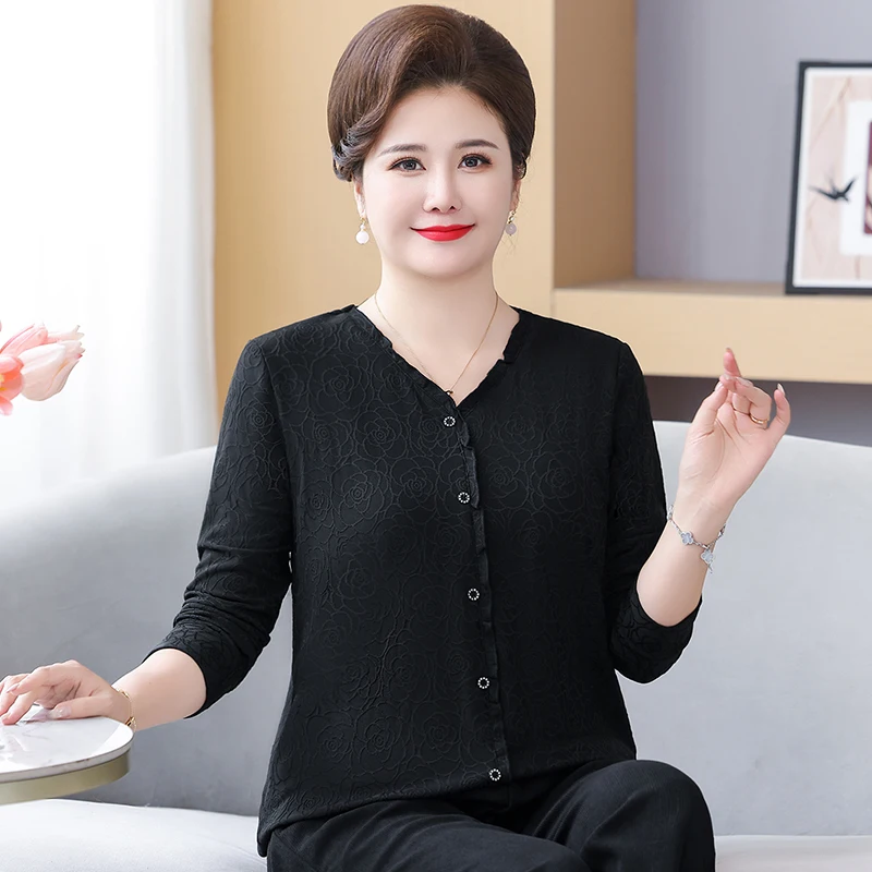 เสื้อยืดแขนยาวทรงหลวมสำหรับผู้หญิงวัยกลางอายุ ไซส์ใหญ่ รุ่นใหม่ ฤดูใบไม้ผลิ/ฤดูใบไม้ร่วง เสื้อผ้าแฟชั่นผู้หญิง