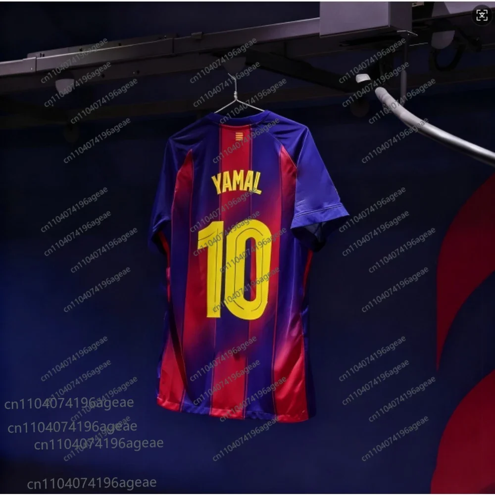 25-26 يامال رقم 10 المنزل قمصان كرة القدم تي شيرت ثلاثية الأبعاد مطبوعة قصيرة الأكمام تي شيرت رياضي نفس الكبار والأطفال