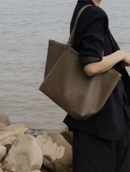 HOUSE OF HIYA Women Tote Bag Luxurious Genuine Leather Handbag Female Soft Cow Leather Shoulder Bag for Colleague girls