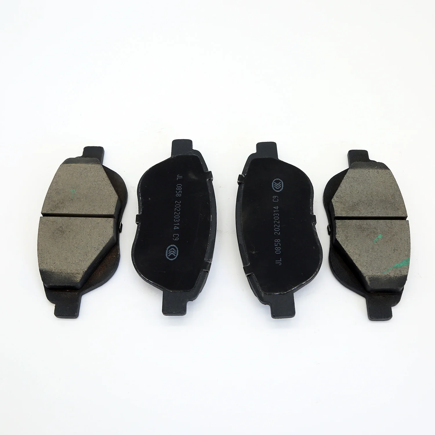 Factory Direct Sales High Quality Semi-metallic Brake Pads Copper Free Ceramic Auto Spare Parts for All Types Cars