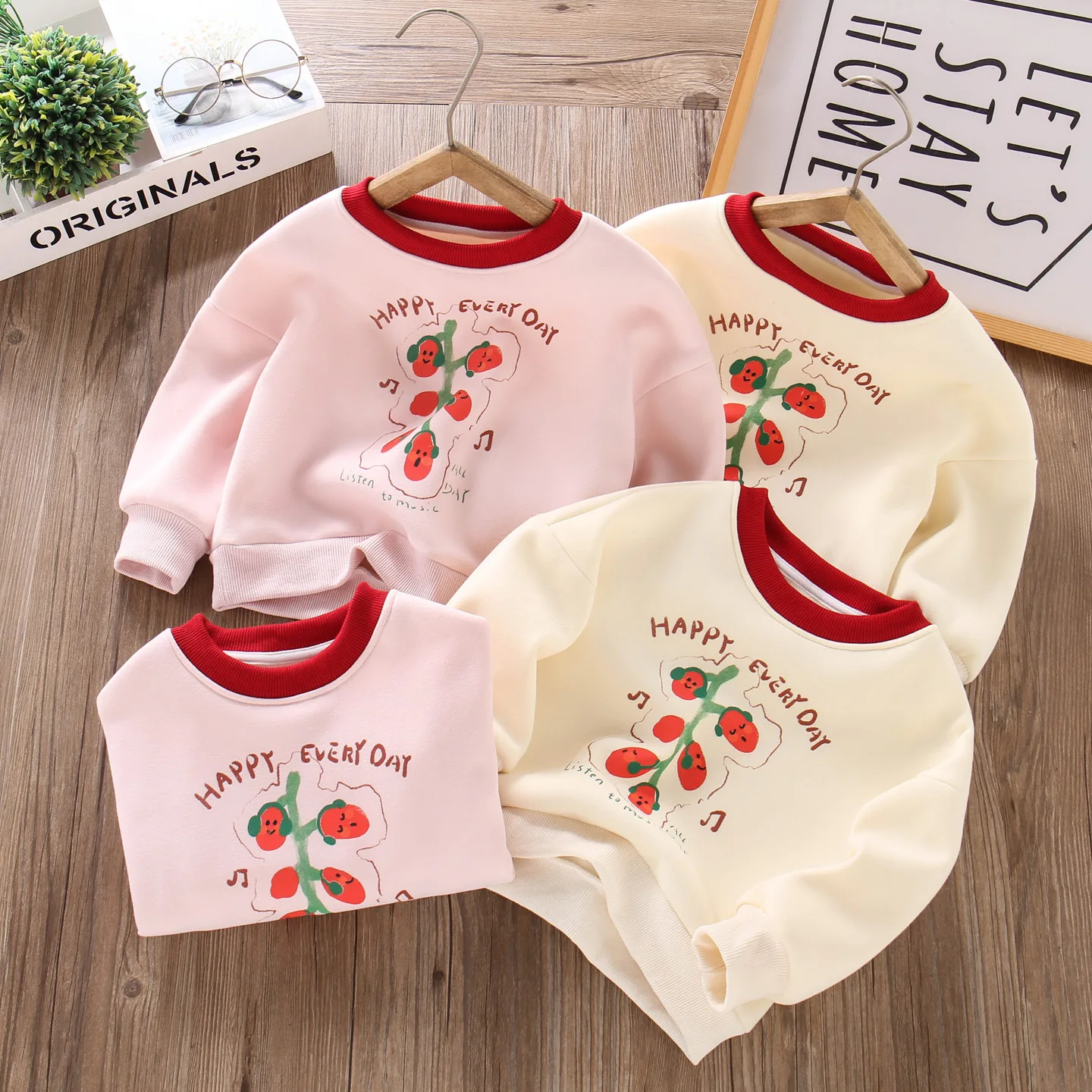 Autumn and winter new girls' fleece outerwear medium and small children and girls' integrated fleece sweater trend thickened