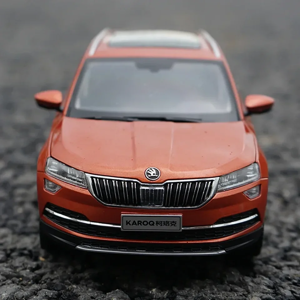 Original escala 1:18 volkswagen skoda karoq simulação fundida liga
