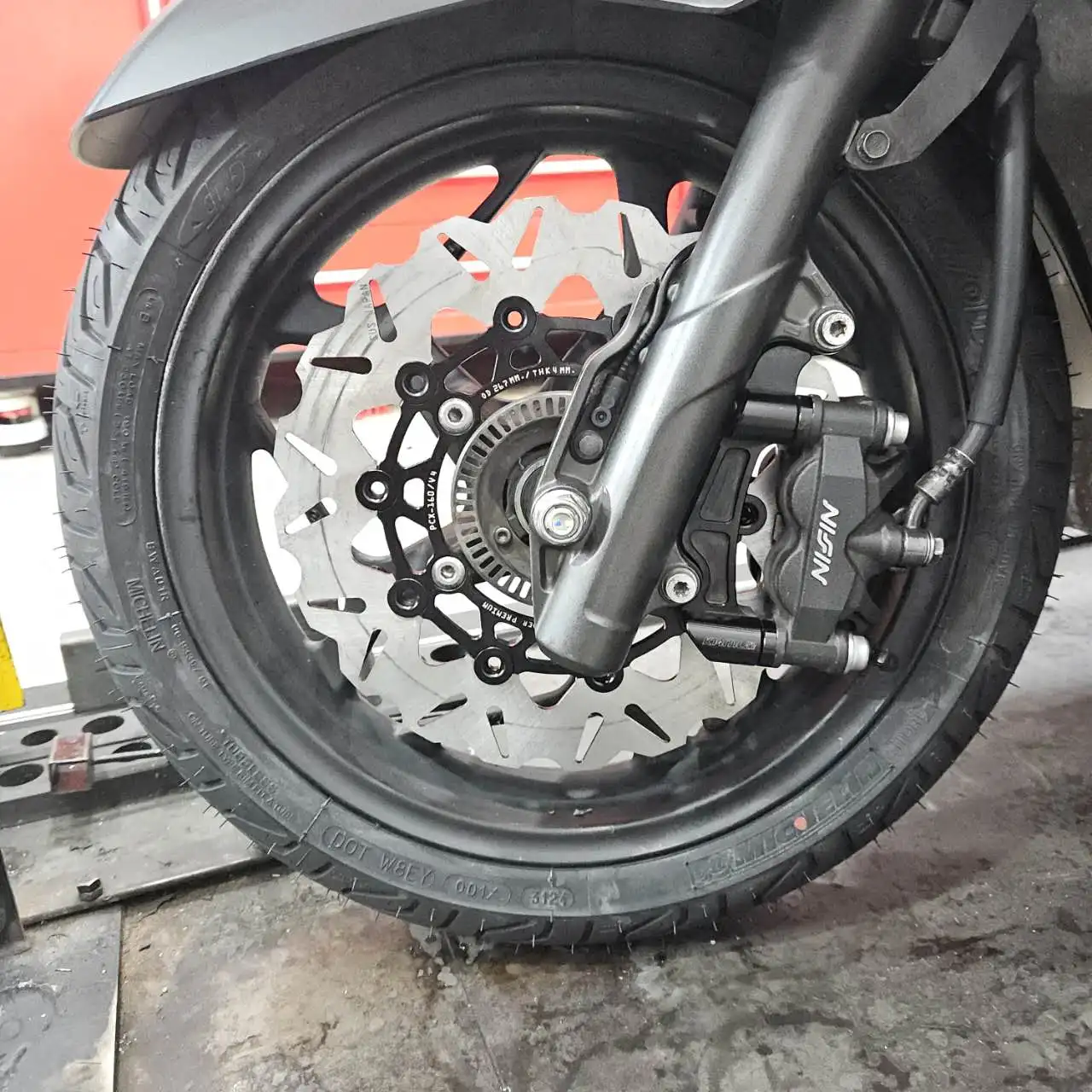 لهوندا PCX160 دراجة نارية العجلة الأمامية 267 مللي متر تعديل العائمة موجة قرص فرامل الدوار تعديل الفرامل الفرجار قرص فرامل #4