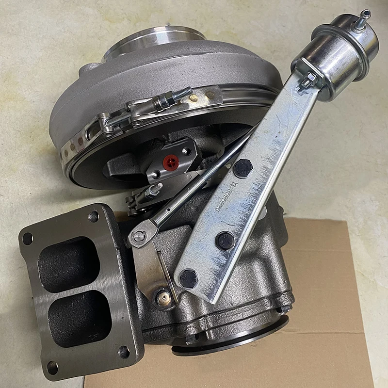 

Excavator Spare Part MD16 Engine Turbo HE551W Turbocharger 2839680 15096757