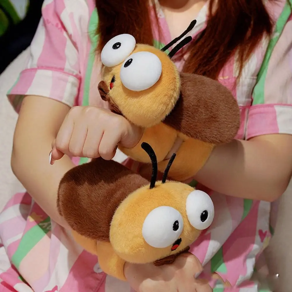 

Clap Circle Toy Cockroach Plush Slap Bracelet Wristband Fluffy CockroachSlap Snap Doll Toy Soft Cute Cockroach Plush Hand Ring