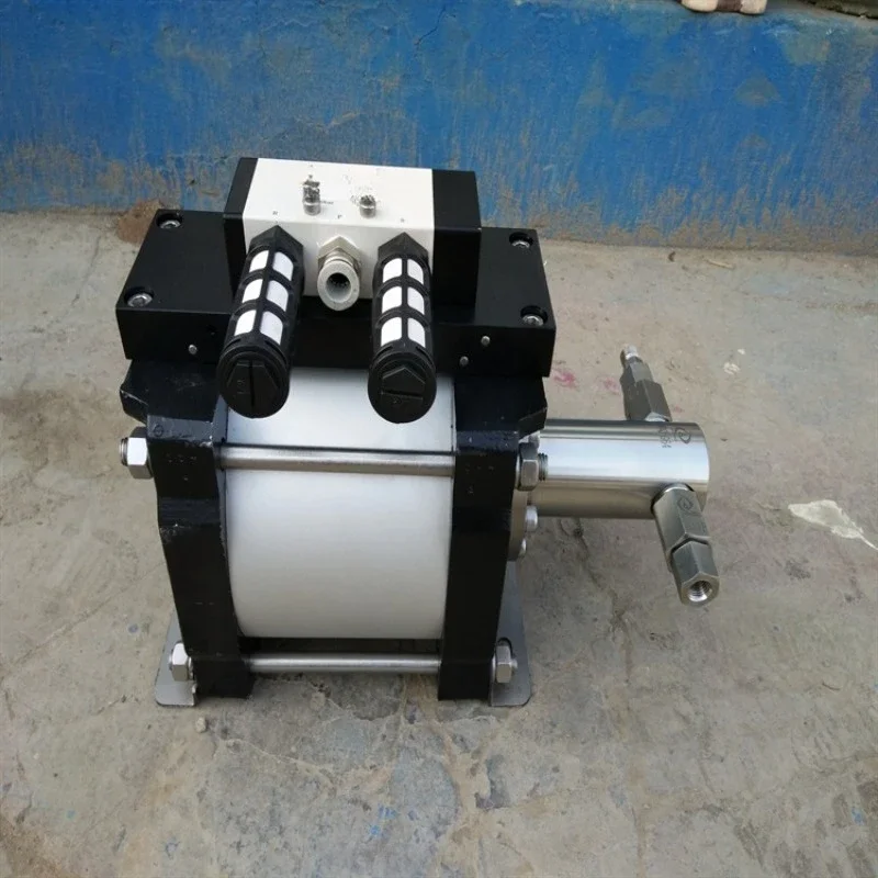 Pneumatic gas pump, pneumatic liquid pump, water pump