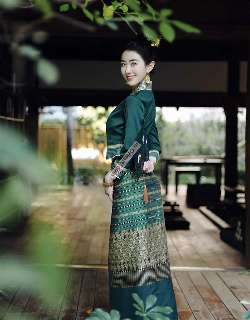 Yunnan Xishuangbanna Dai Traditional Ethnic Suits Top + Skirt  Lace Embroidery Slimming Effect Costume Travel Thailand Clothing