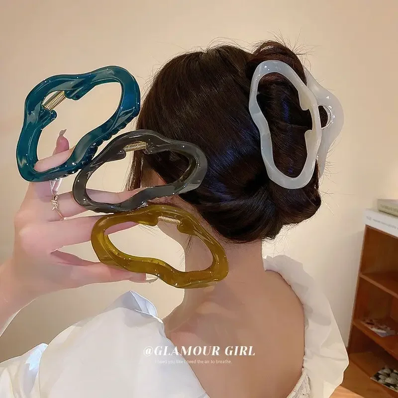 Pinzas de agarre geométricas simples para mujer, pinzas irregulares para el cabello de nube de alta gama, accesorios para el cabello para niñas