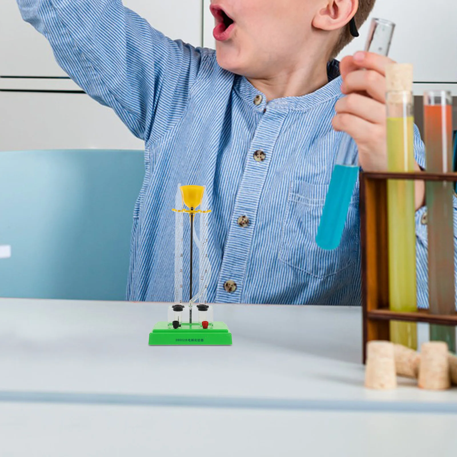 물 전기분해 장치 실험실 교육 장비는 산소 생산을 시연합니다. 물리학에 적합한 안전하고 사용하기 쉬운 제품입니다.