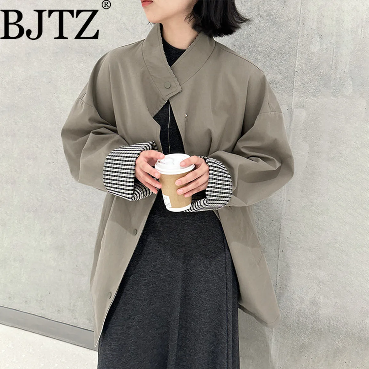 

BJTZ двусторонний черный, белый плащ в клетку, женский плащ средней длины, ленивый стиль, весна-осень 2021, новый тренд