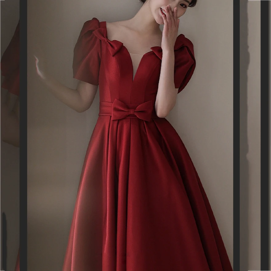 

Elegant Satin Women Qipao Cheongsam Bride Wedding Dress Burgundy Square Neck Bow Robe De Soiree Sexy A-Line Banquet Dress