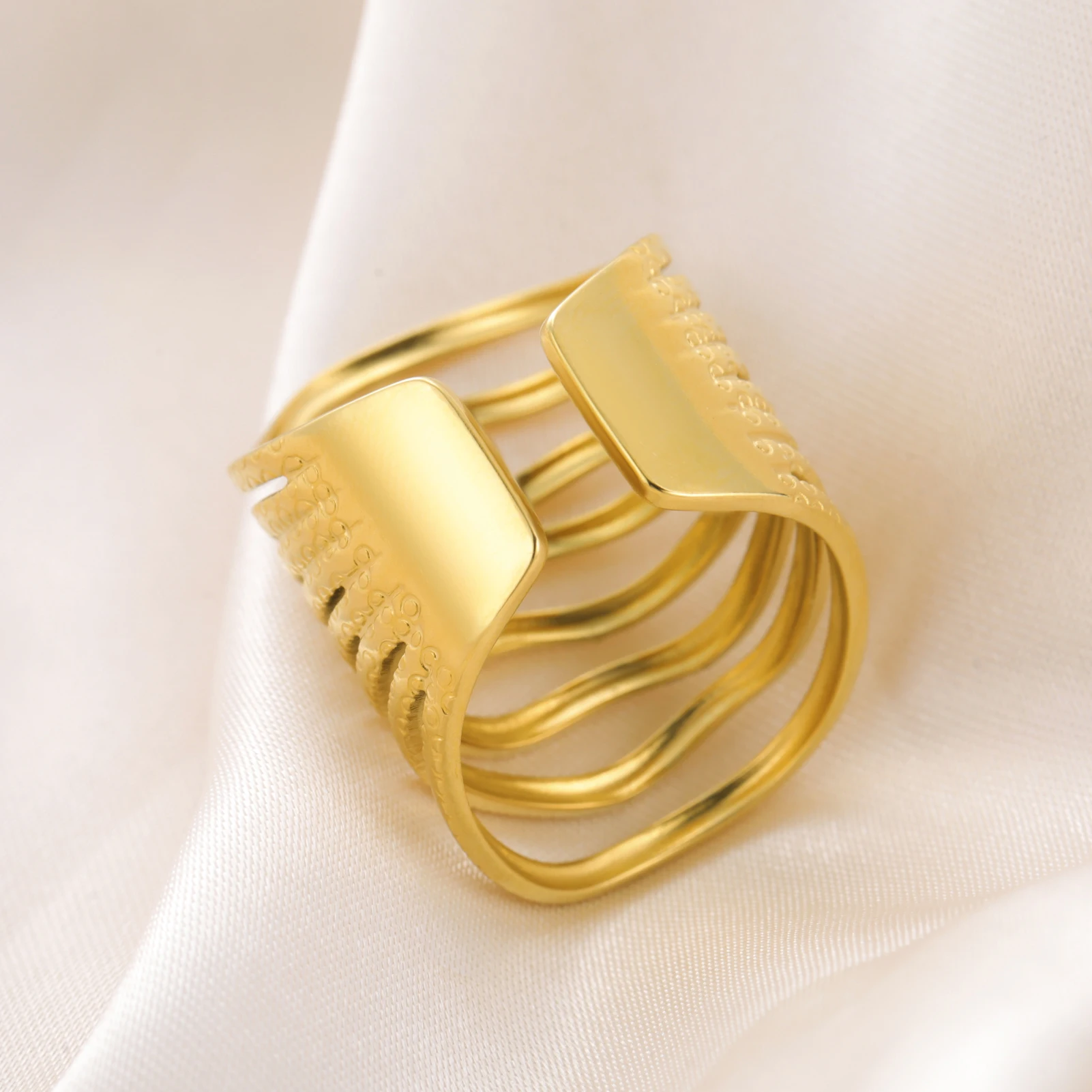 COOLTIME Unregelmäßige Hohle Ringe Für Frauen Männer Edelstahl Gold Farbe Offenen Ring Einfache und Modische Schmuck Geschenk 2026 Neue – Detail 8