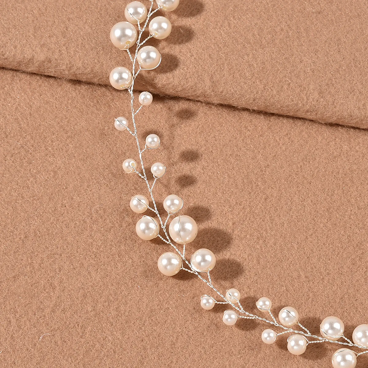 Handgefertigte Perlen-Blumen-Stirnbänder für Frauen, Braut-Diademe, Haarbänder, Braut-Deko, Hochzeits-Haaraccessoires, Königin-Stirnband, Geschenk – Detail 7