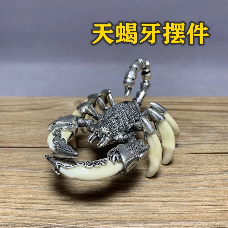 

Genuine Tibetan Mastiff Tooth Scorpion Decoration Elegant Men's Dog Teeth Hand Pieces