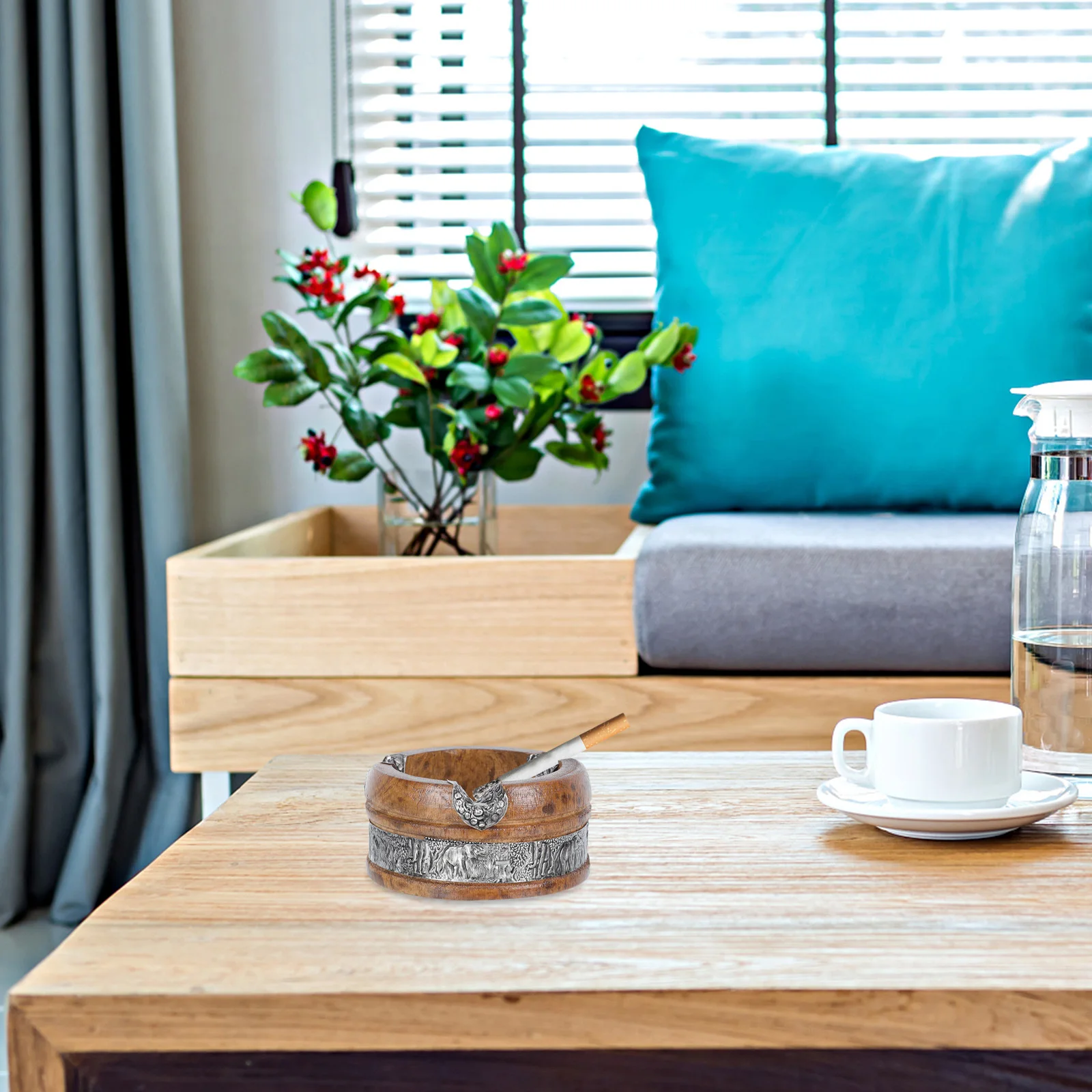 

1pc Wooden Elephant Ashtray Creative Retro Design Home Decor Desktop Ornament For Living Room Study Office Hotel Household