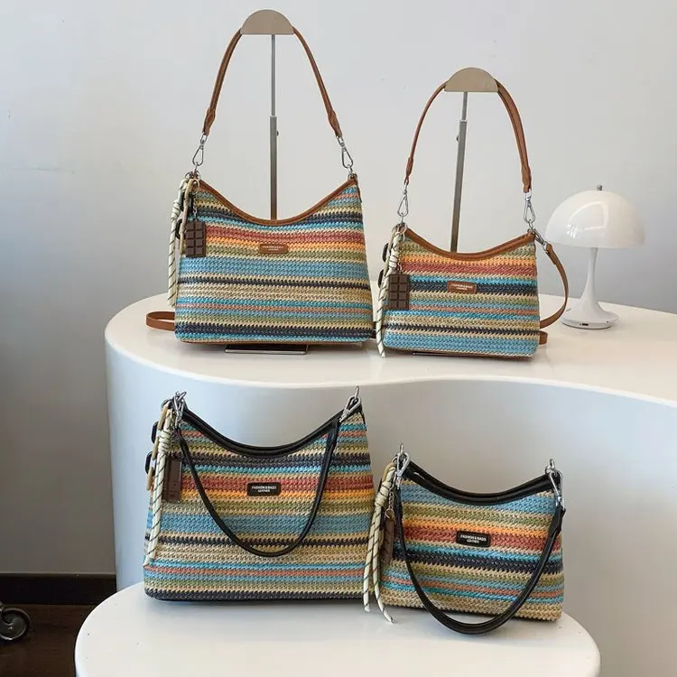 

Сумка для подгузников большой вместимости с регулируемым ремнем, водонепроницаемая, простая в уходе, идеально подходит для длительных поездок и ежедневных задач.