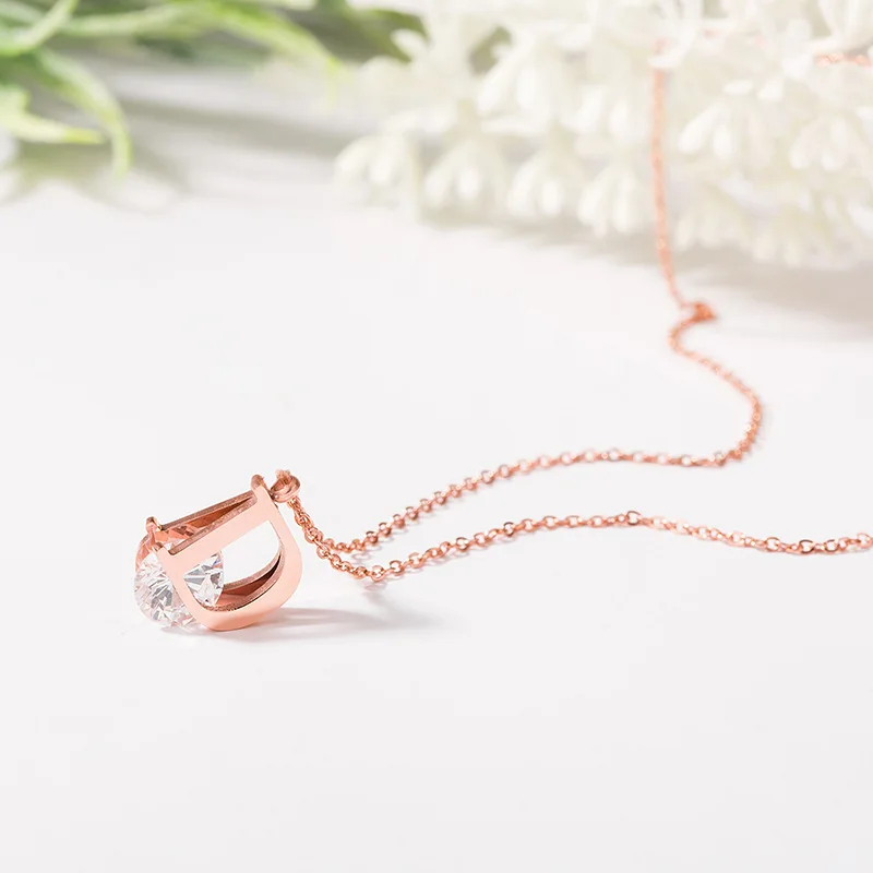 Letter D Zircon Pendants Necklace for Women Hollow Rose Gold Color Stainless Steel Choker Chain Fashion 2024 Jewelry Daily Gift