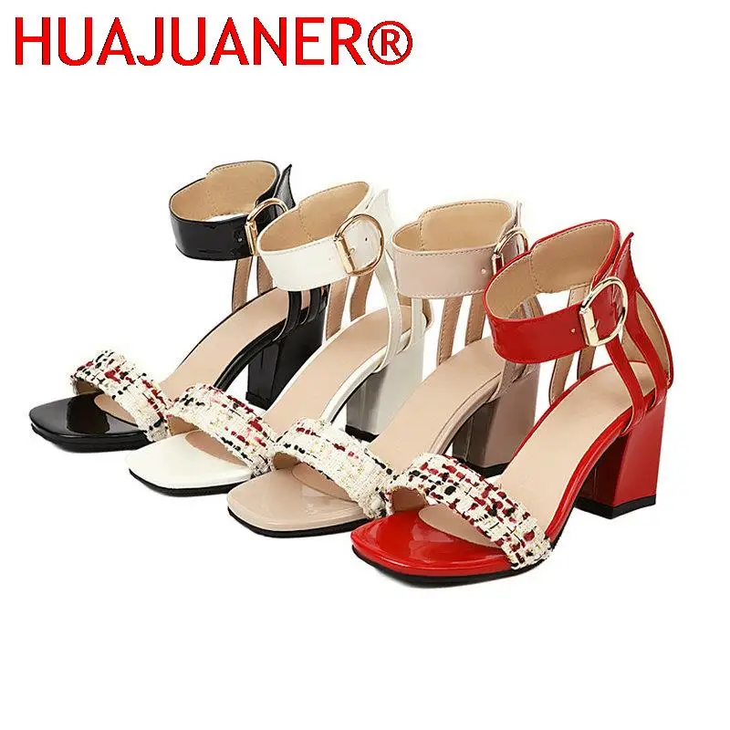 Sandalias de tacón cuadrado a la moda, zapatos de mujer, sandalias clásicas negras y rojas para mujer, zapatos de verano, sandalias elegantes de marca con punta abierta 2025