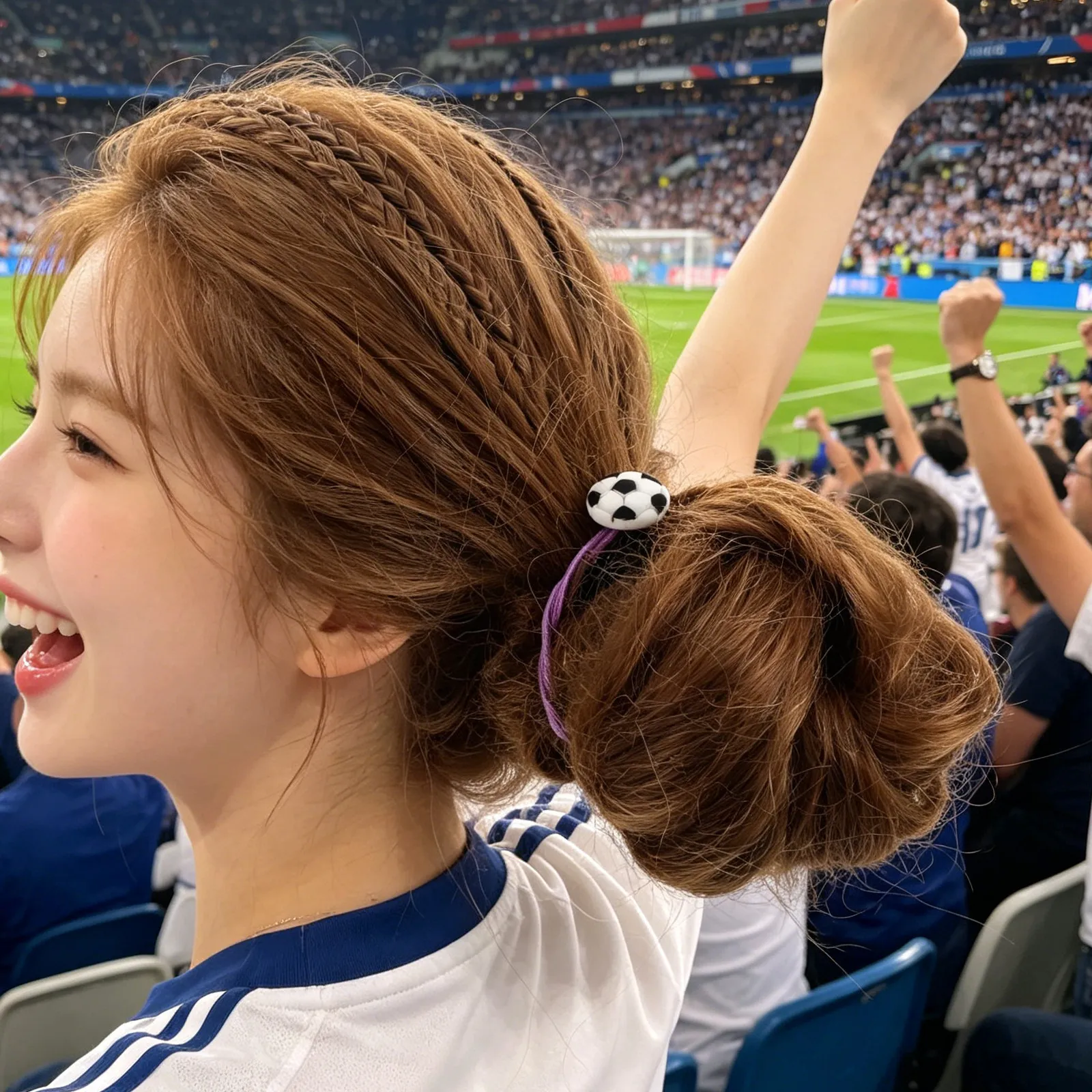 

30Pcs Soccer Hair Ties Girls Elastic Football Ponytail Holders Non-Slip Sports Hair Bands Team Goodies Party Favor Soccer