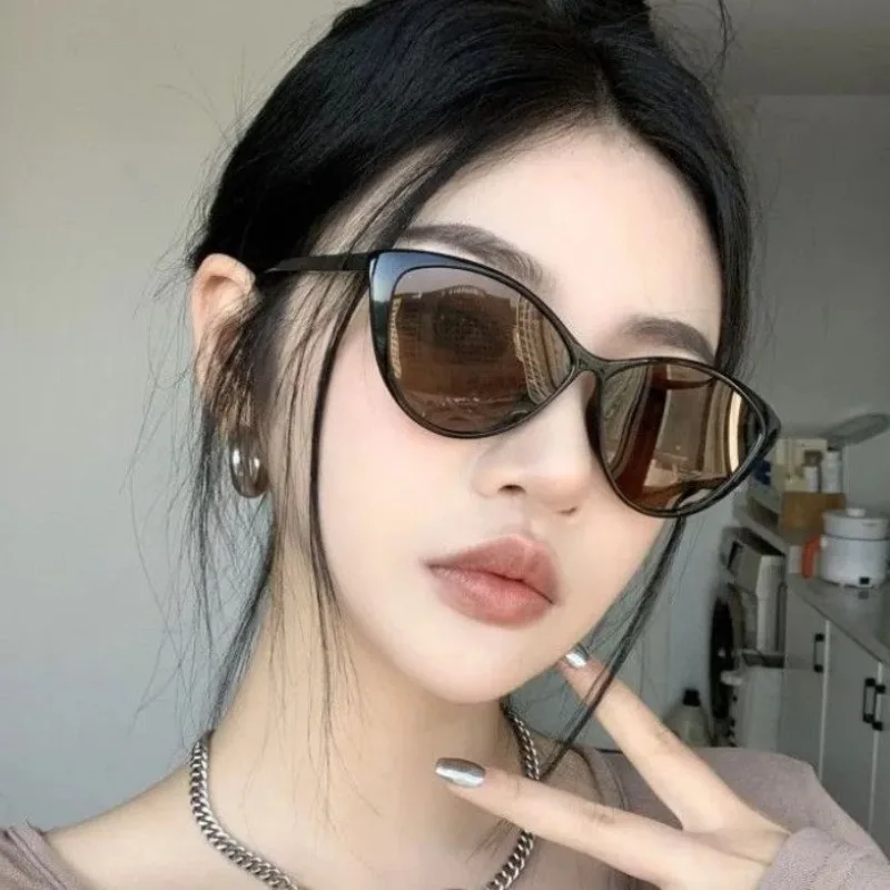Heiße Koreanische Frauen Sonnenbrille Cat Eye Trend All-Match Brillen für Dame Anti-Uv Mode Brillen – Detail 3