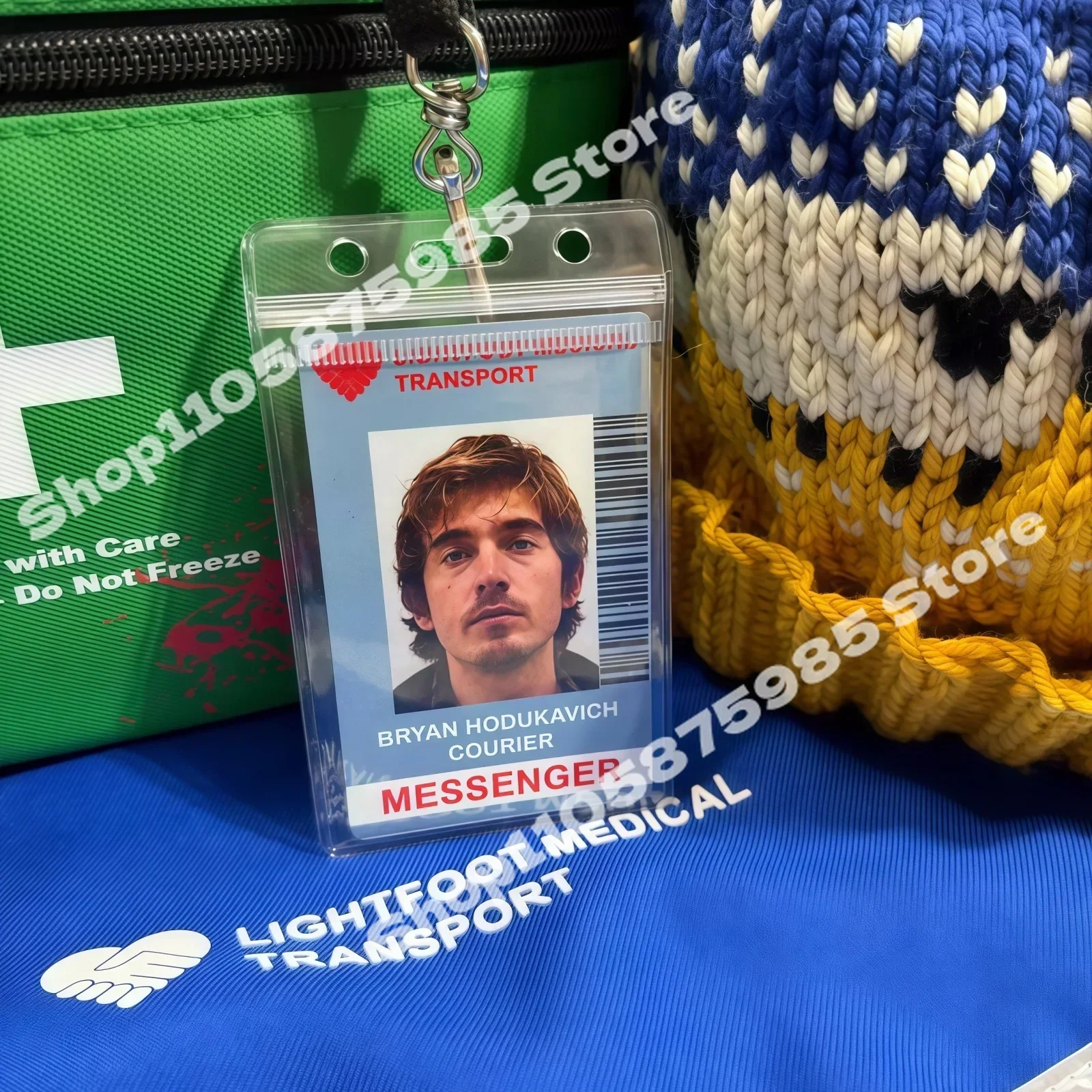 Bryan HoDukavich ID Card & Lightfoot Medical Transport Prop Badge, Game Character Cosplay Accessory for Halloween Costume Party