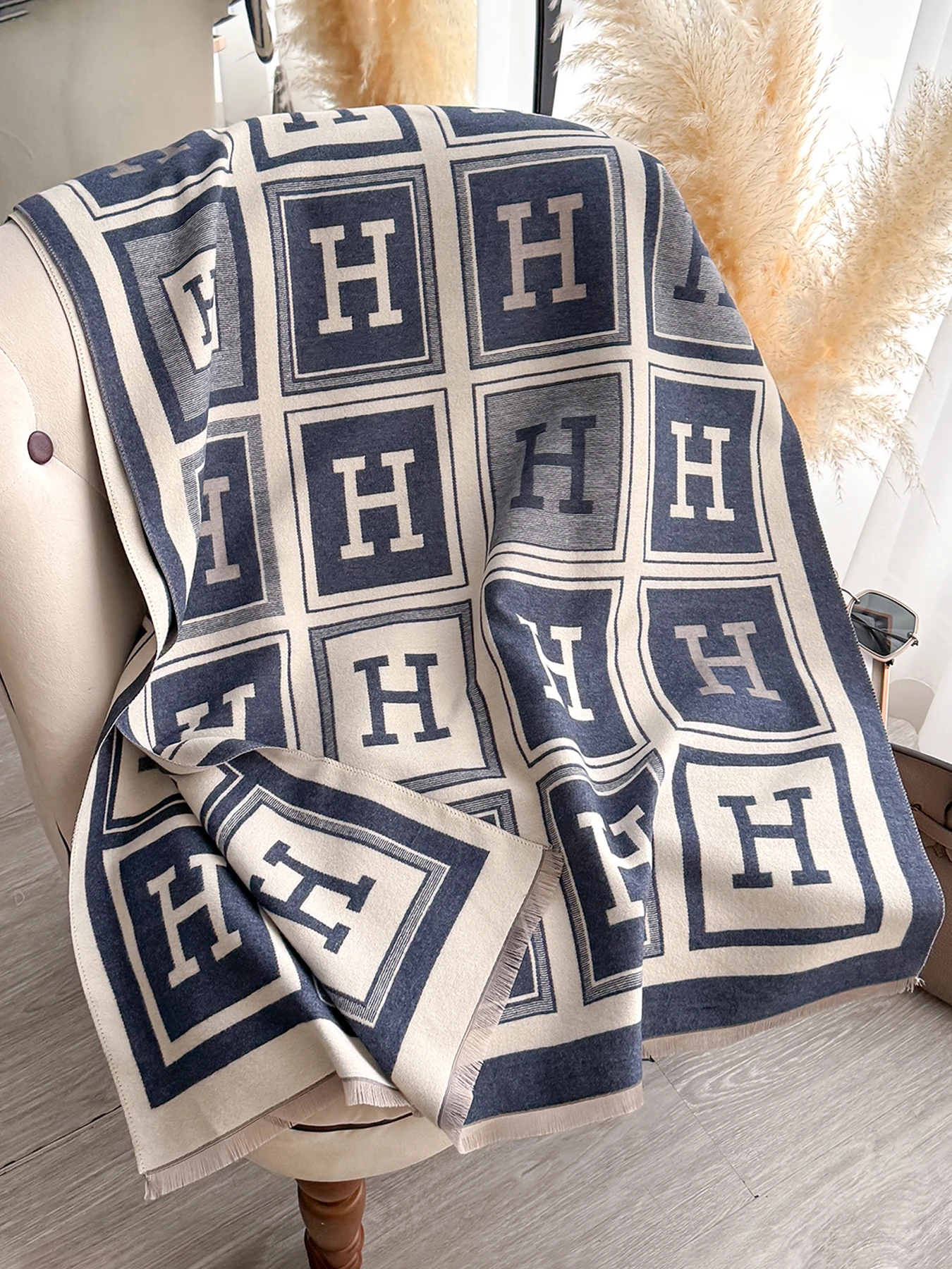 Thumbnail 4 - #26 Latest Scarves Updates