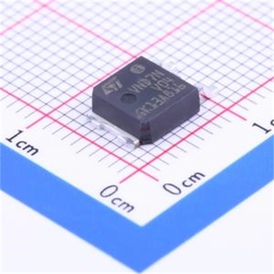 10 PÇS/LOTE VND7NV04TR-E (PMIC)