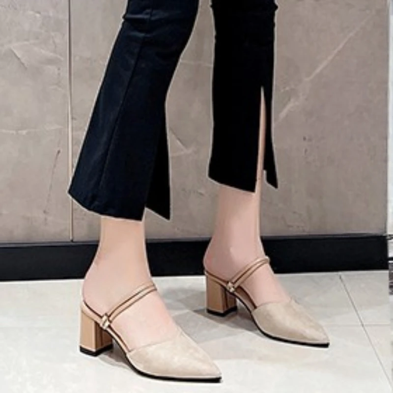 Summer Fashion New Solid Color Pointed Toe 2-wear Women\'s High-heeled Sandals Fashion Sexy Casual Banquet Fashion SlippersNO:718