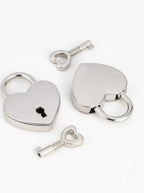 Creative Metal Heart Lock Pendant Matching Key Openable Decorative Accessory Jewelry DIY Necklace for Couples Decoration