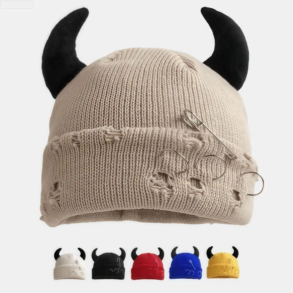 Personality With Devil Horns Winter Knitted Beanie Pin Decoration Warm Distressed Skull Cap Solid Color Funny Dome Hat Men Women