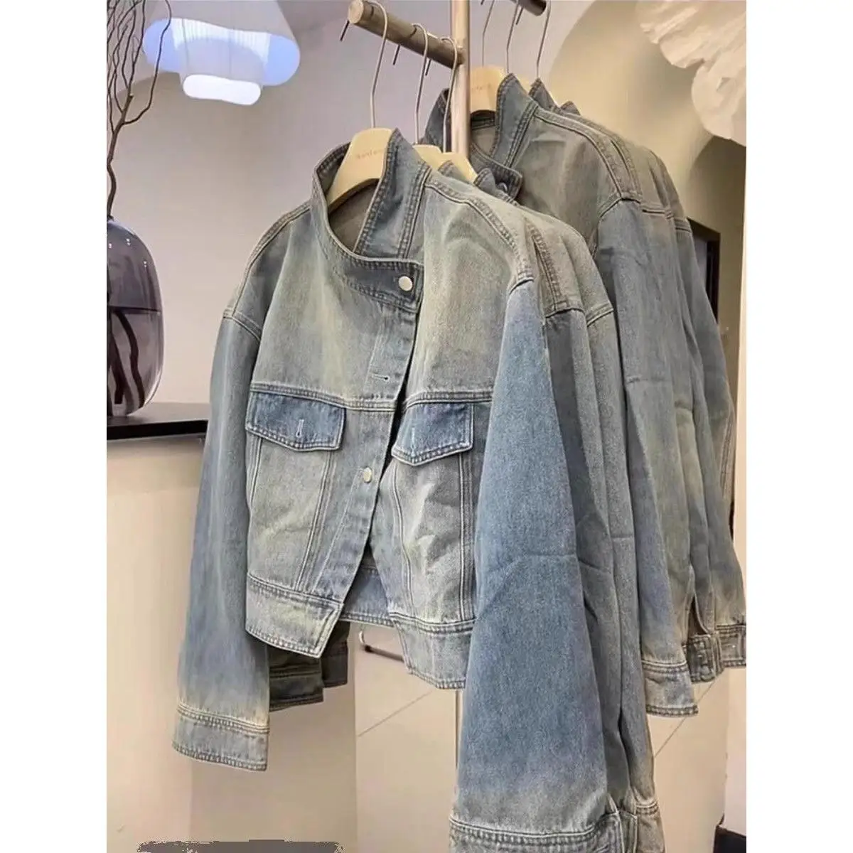 

Повседневная универсальная женская джинсовая куртка, весенне-осенний дизайн, байкерский топ, качественная верхняя одежда из полиэфирного волокна с подставкой