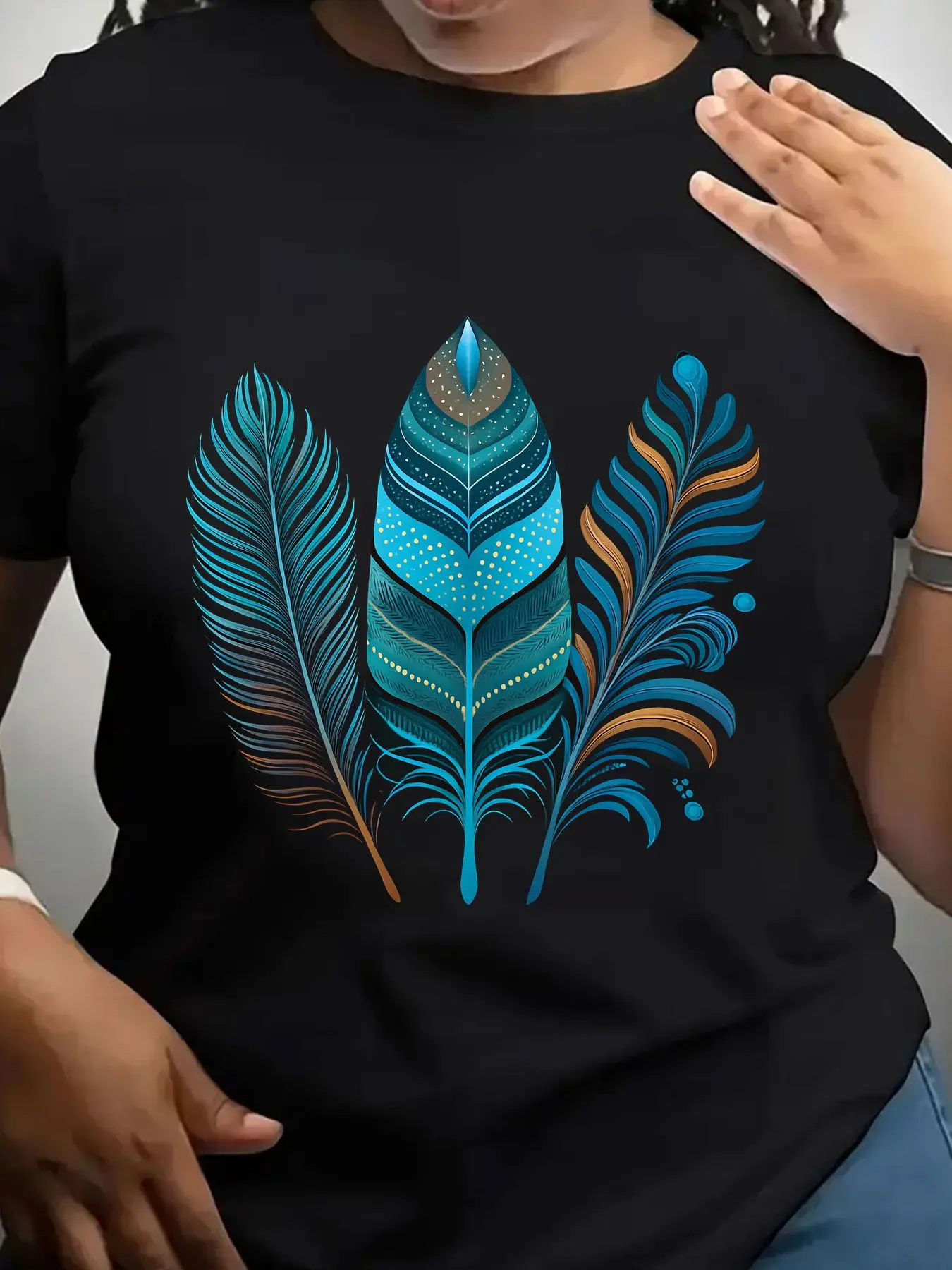 Women's Trendy Crew Neck T-Shirt Three Stylized Blue Feathers Design Suitable for Casual Sportswear
