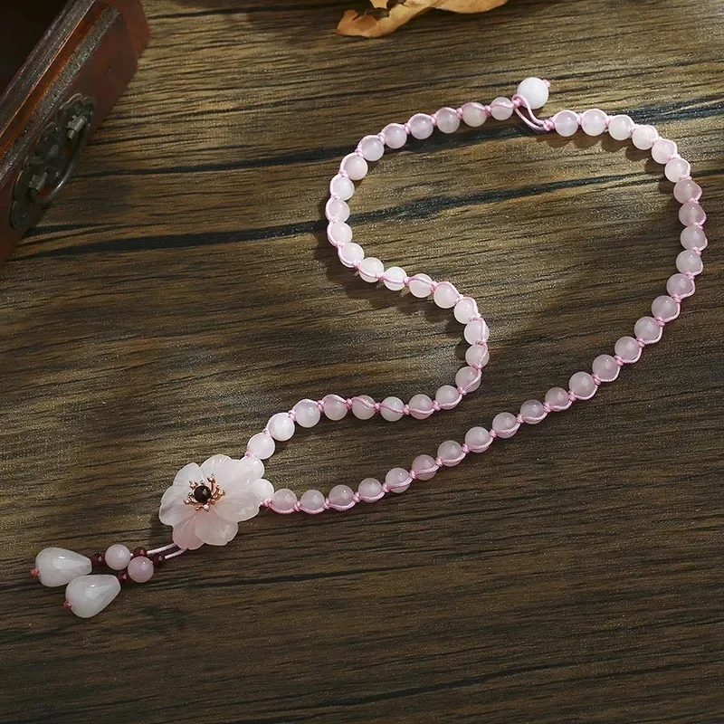 

Versatile, retro neckline, rose women's sweater chain, peach blossom ethnic style necklace, fashionable clothing necklace