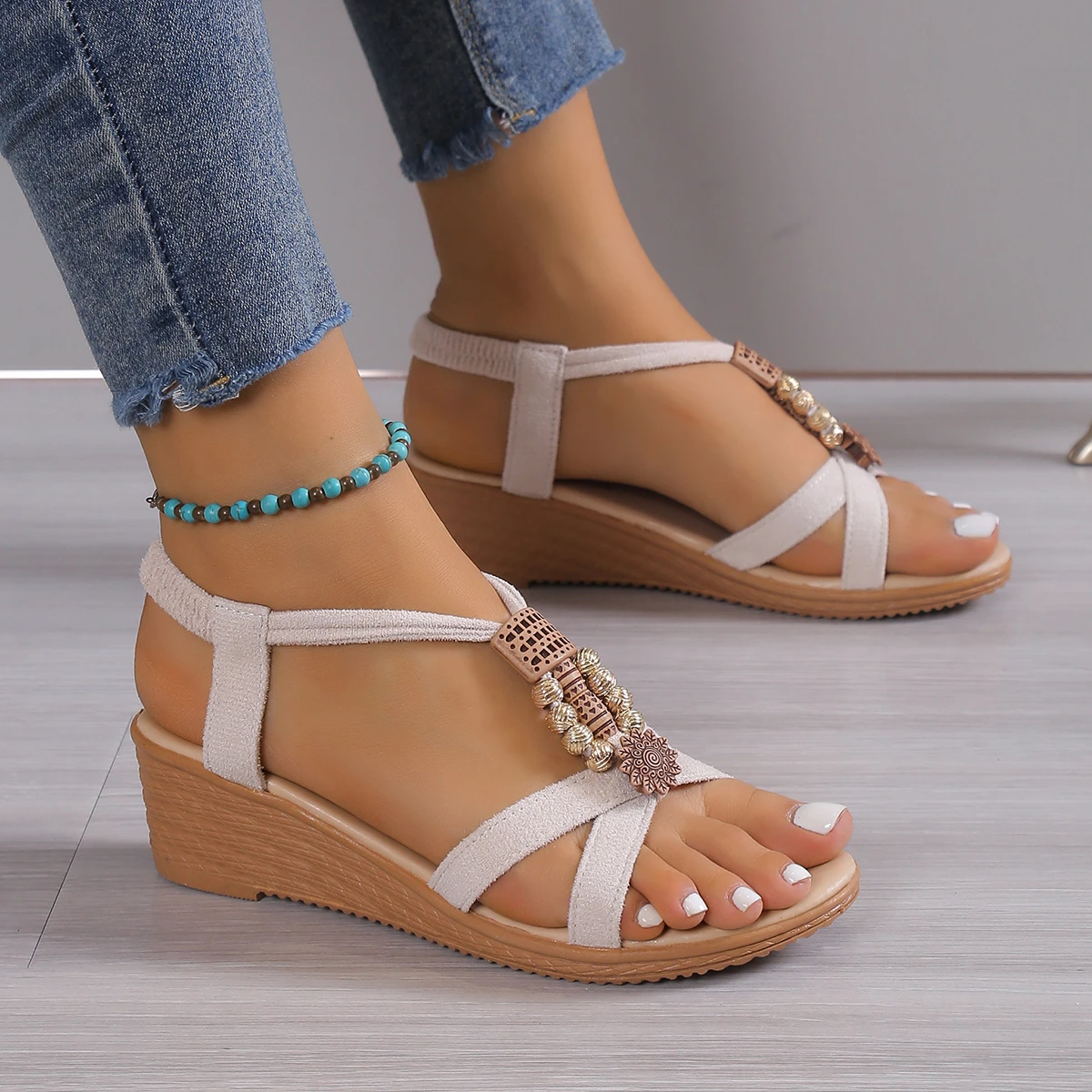 2024 Summer Fashion New Casual Wedge Round Toe Women\'s Large Size Sexy Sandals Floral Comfortable Solid Color