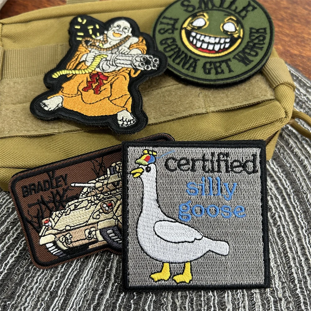 Certifird Silly Goose tactical patch Smile face embroidery tactical patch Tank vehicle military hook and loop backpack sticker