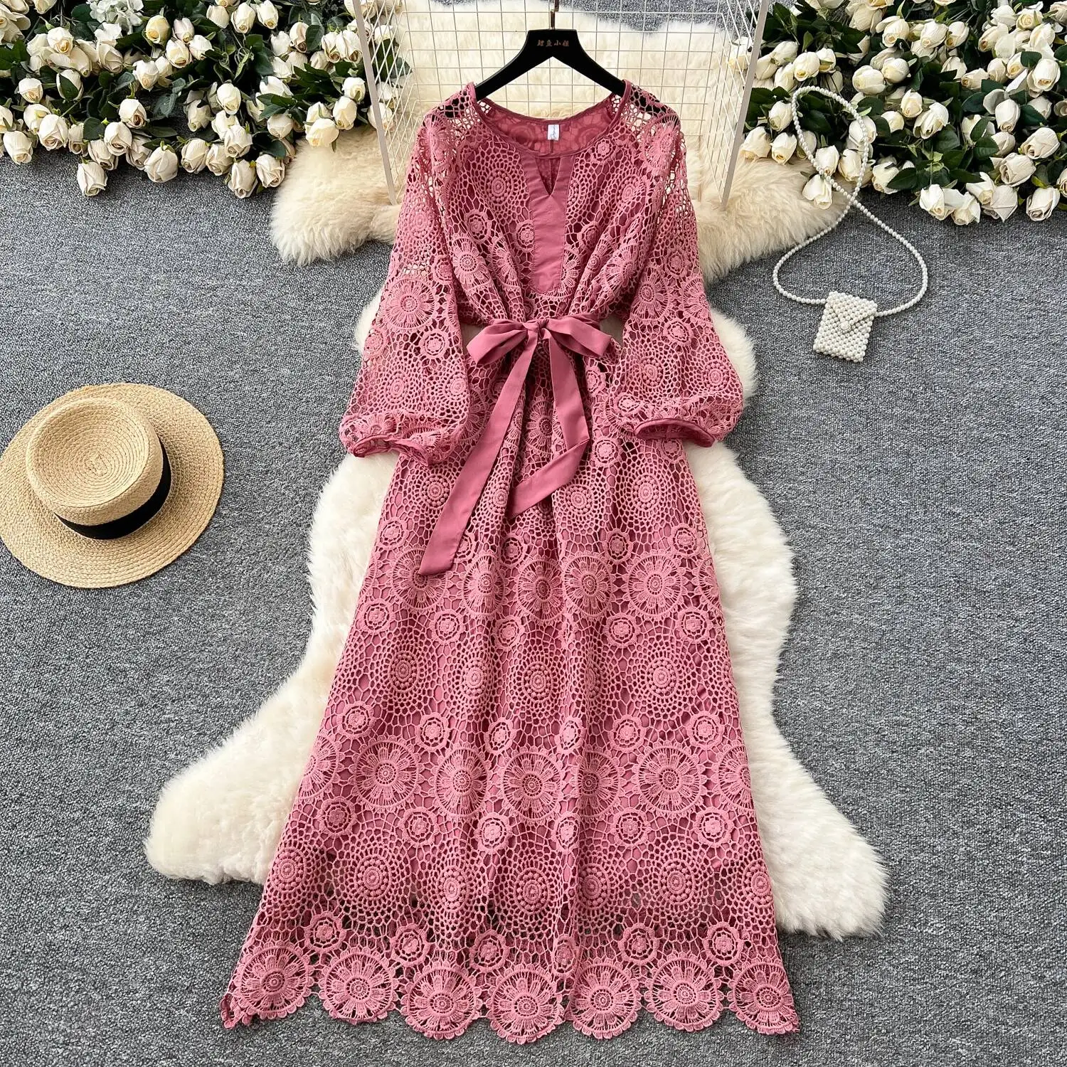 เดรสลูกไม้สไตล์วินเทจสุดเซ็กซี่ แต่งลายดอกไม้ฉลุ ปักลายลูกไม้ ชุดเดรสยาวเก๋ไก๋ สง่างาม แฟชั่น ชุดเดรสทรงเข้ารูป สไตล์โกธิค ชุดเดรสลำลองสำหรับผู้หญิง